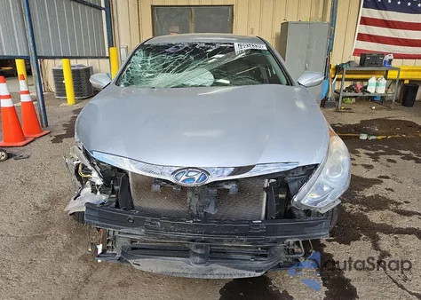 2015 Hyundai Sonata Hybrid from USA, damaged, VIN KMHEC4A46FA137352